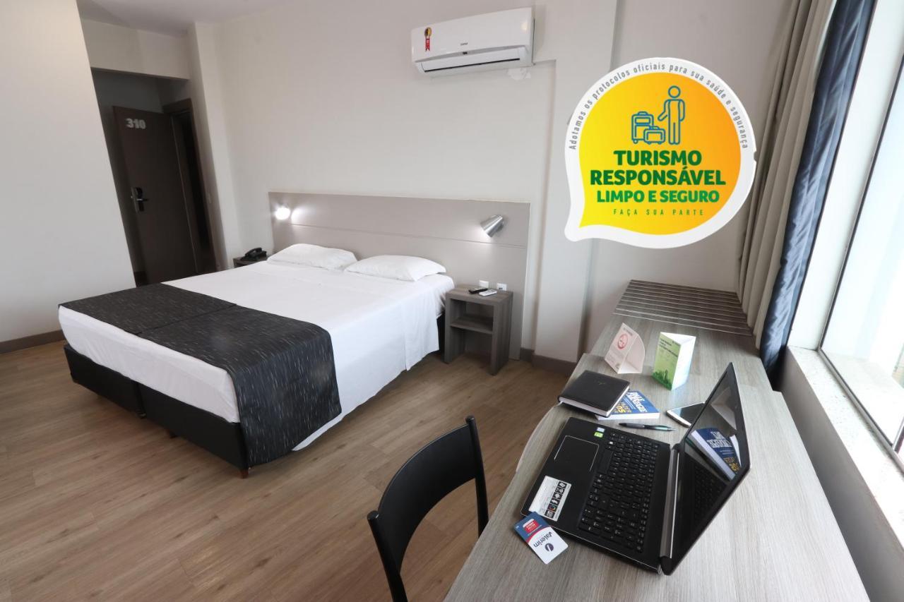 Hotel Valerim Itajai / Navegantes Exterior photo