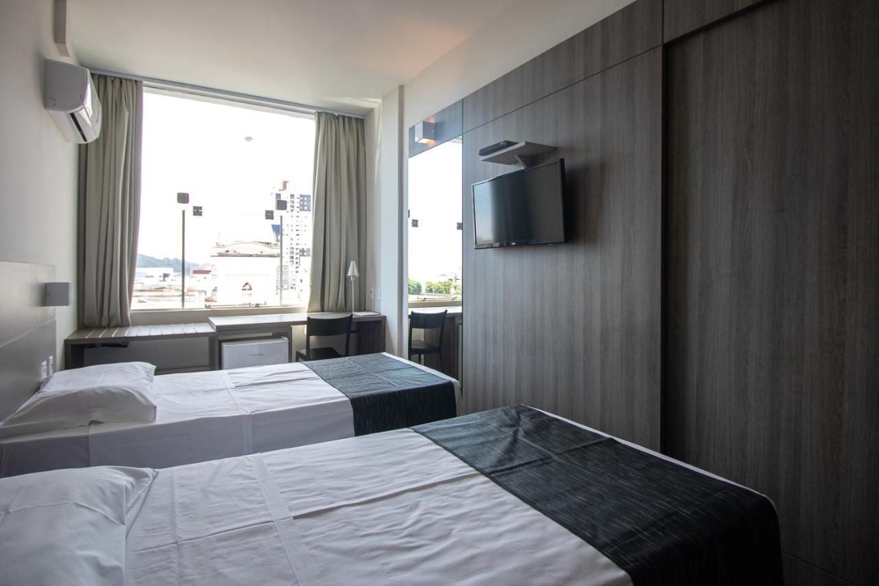 Hotel Valerim Itajai / Navegantes Exterior photo
